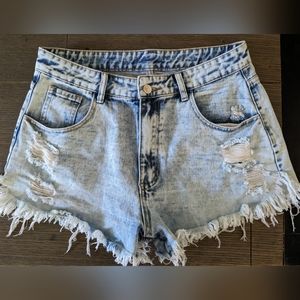 Women's high waist jean shorts